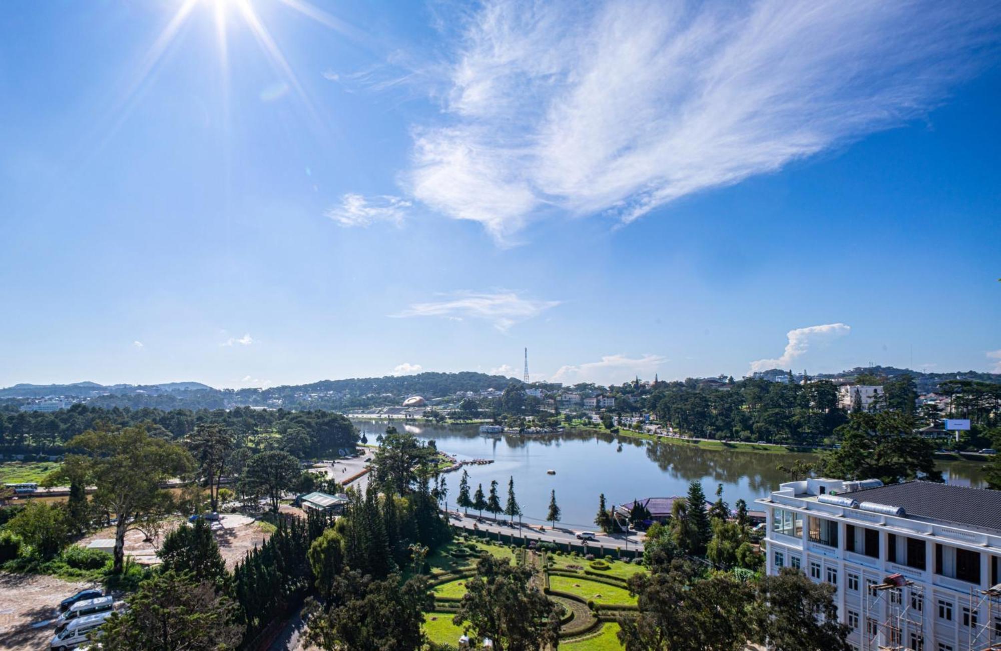 Win Hotel Da Lat Exterior photo